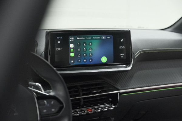 Peugeot 208 PureTech 130 EAT8 GT | Panoramadak | Camera | Apple Carplay | Stoelverwarming