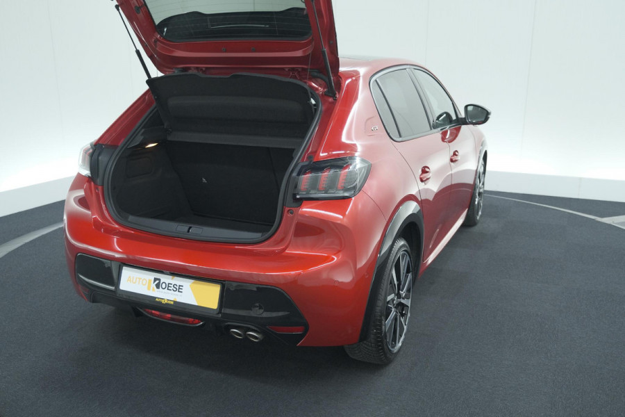 Peugeot 208 PureTech 130 EAT8 GT | Panoramadak | Camera | Apple Carplay | Stoelverwarming