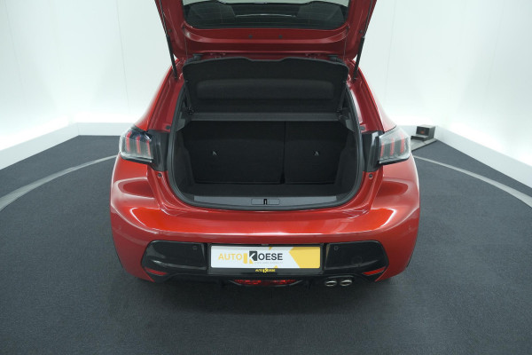 Peugeot 208 PureTech 130 EAT8 GT | Panoramadak | Camera | Apple Carplay | Stoelverwarming