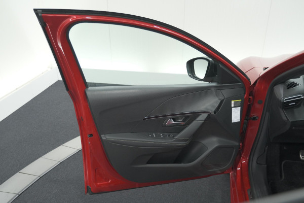 Peugeot 208 PureTech 130 EAT8 GT | Panoramadak | Camera | Apple Carplay | Stoelverwarming