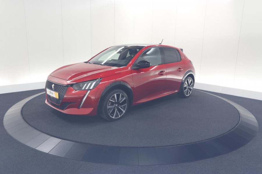 Peugeot 208 PureTech 130 EAT8 GT | Panoramadak | Camera | Apple Carplay | Stoelverwarming