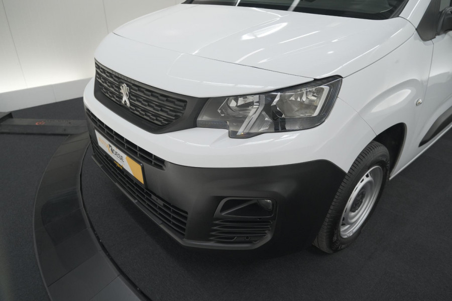 Peugeot Partner 1.5 BlueHDi 100 S&S L1 | Trekhaak | Apple Carplay | Laadruimte Pakket | 3 Zitplaatsen