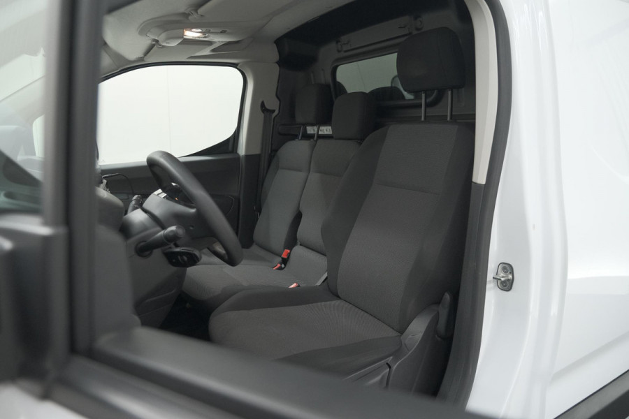 Peugeot Partner 1.5 BlueHDi 100 S&S L1 | Trekhaak | Apple Carplay | Laadruimte Pakket | 3 Zitplaatsen