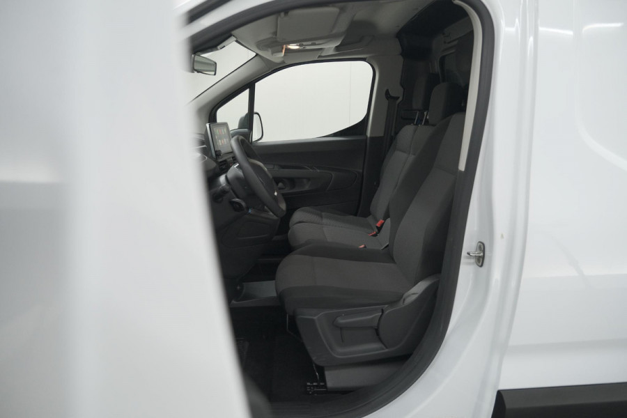 Peugeot Partner 1.5 BlueHDi 100 S&S L1 | Trekhaak | Apple Carplay | Laadruimte Pakket | 3 Zitplaatsen