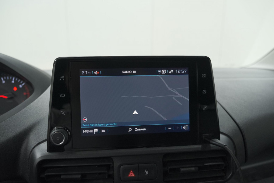 Peugeot Partner 1.5 BlueHDi 100 S&S L1 | Trekhaak | Apple Carplay | Laadruimte Pakket | 3 Zitplaatsen