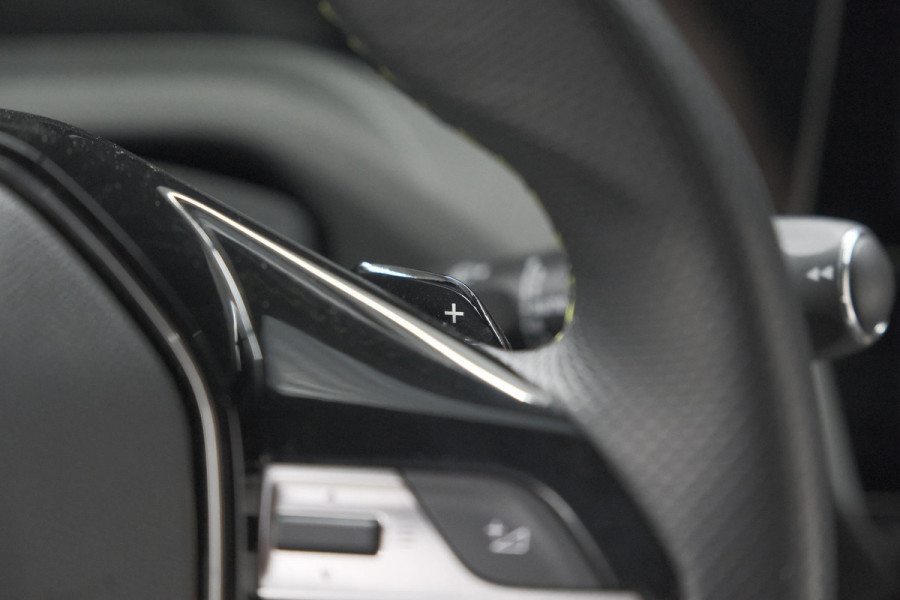 Peugeot 308 1.6 HYbrid 225 GT Pack Business | Trekhaak | 360 Camera | Adaptieve Cruise Control | Massagefunctie | Focal Audio