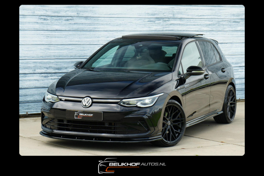 Volkswagen Golf 1.5 eTSI R-Line Pano H&K Audio Cruise Camera