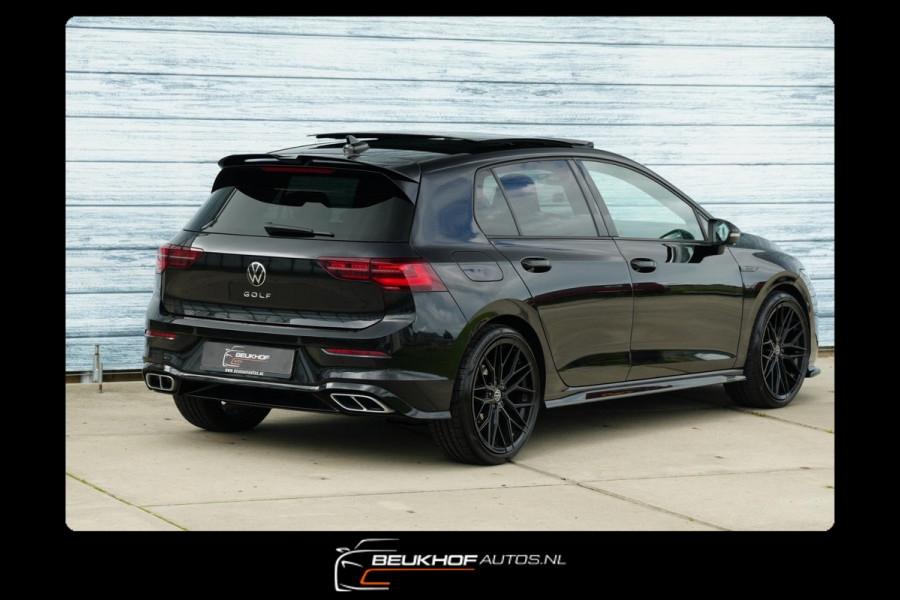 Volkswagen Golf 1.5 eTSI R-Line Pano H&K Audio Cruise Camera