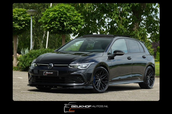 Volkswagen Golf 1.5 eTSI R-Line Pano H&K Audio Cruise Camera