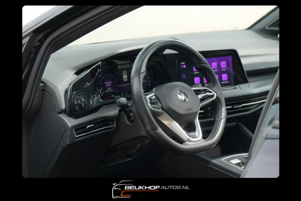 Volkswagen Golf 1.5 eTSI R-Line Pano H&K Audio Cruise Camera