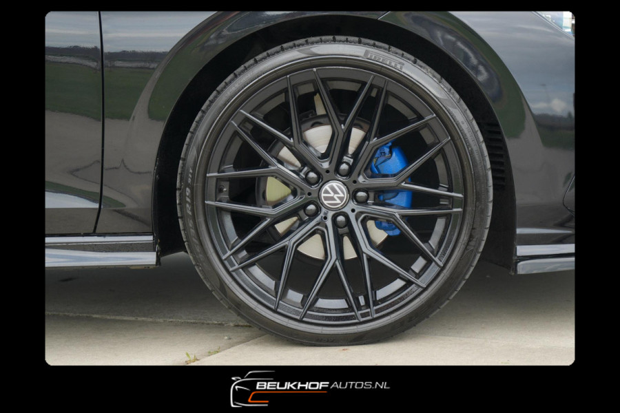 Volkswagen Golf 1.5 eTSI R-Line Pano H&K Audio Cruise Camera