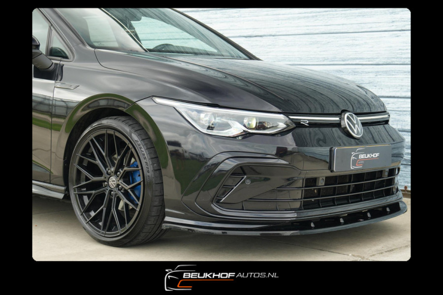 Volkswagen Golf 1.5 eTSI R-Line Pano H&K Audio Cruise Camera