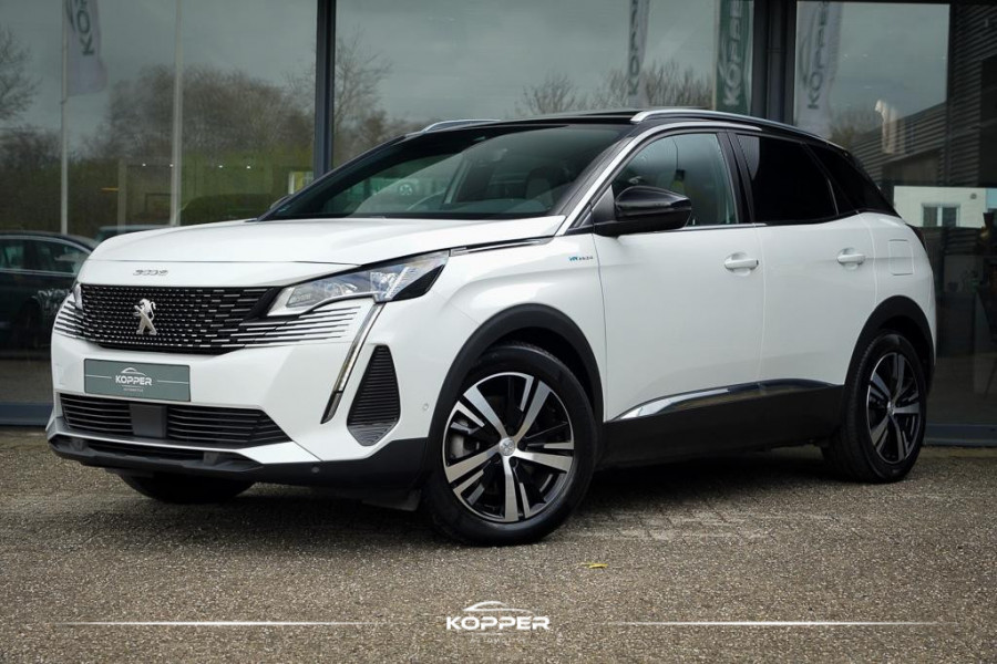 Peugeot 3008 1.6 HYbrid4 300 GT / Pano / Elek Klep / Carplay / Black Pack