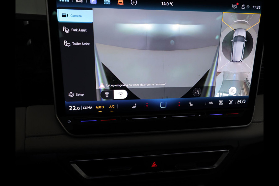 Volkswagen Tiguan 1.5 eHybrid Elegance 204 pk Automaat (DSG) | SOH 100% | Verlengde garantie | Navigatie | Panoramadak | Trekhaak (wegklapbaar) | Parkeersensoren (Park assist) | Rondomzicht camera | Stoelverwarming v/a |