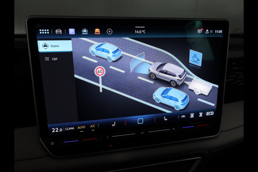 Volkswagen Tiguan 1.5 eHybrid Elegance 204 pk Automaat (DSG) | SOH 100% | Verlengde garantie | Navigatie | Panoramadak | Trekhaak (wegklapbaar) | Parkeersensoren (Park assist) | Rondomzicht camera | Stoelverwarming v/a |