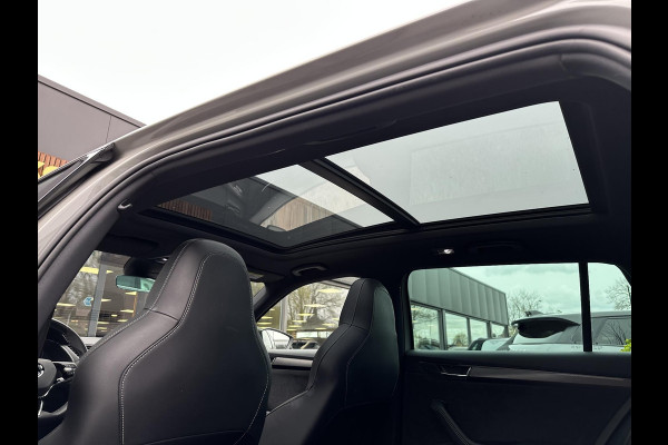 Škoda Superb Combi 1.4 TSI iV Sportline Business Panoramadak Adapt. Cruise LED Standkachel Trekhaak 19''LM
