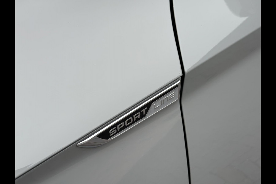 Škoda Superb Combi 1.4 TSI iV Sportline Business Panoramadak Adapt. Cruise LED Standkachel Trekhaak 19''LM