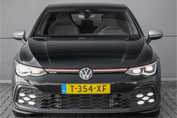 Volkswagen Golf 2.0 TSI GTI IQ Light ACC Stoelverw Camera 19"