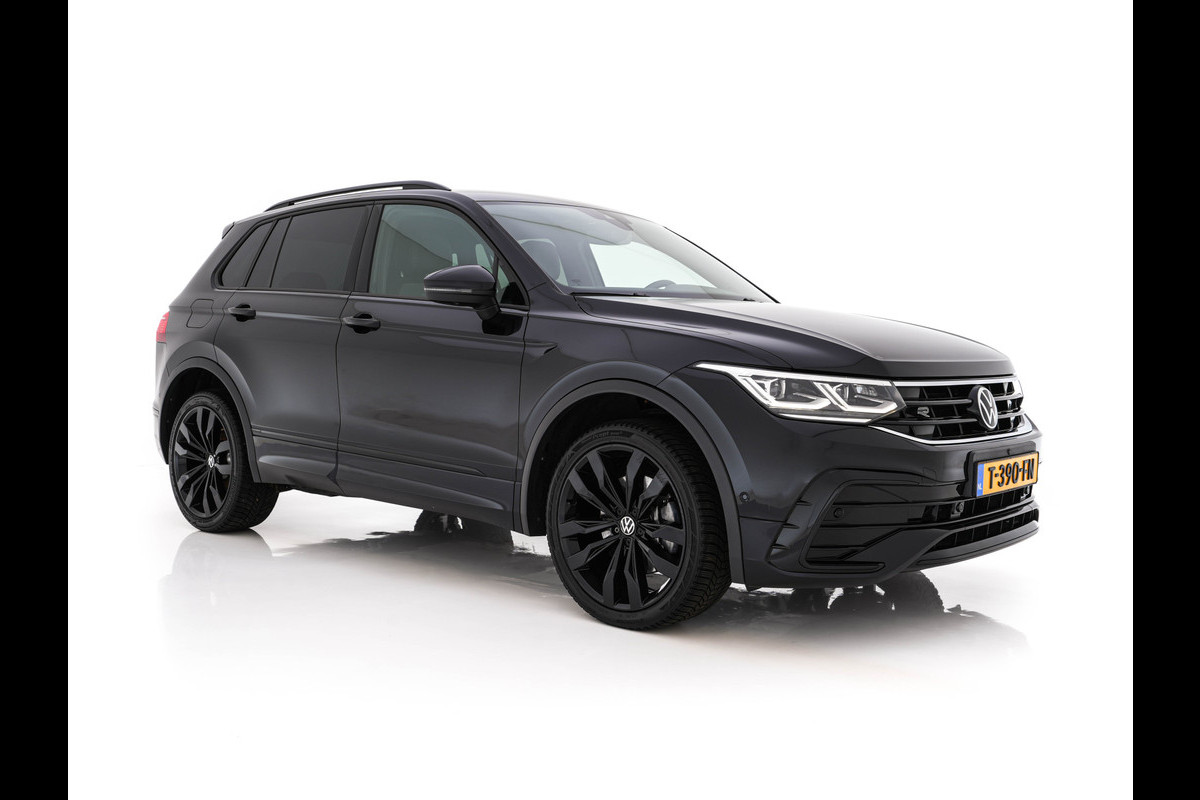 Volkswagen Tiguan 1.4 TSI Black-Style R-Line Business eHybrid ( Plug-in ) (INCL-BTW) *HEAD-UP | FULL-LED | ADAPTIVE-CRUISE | TOPVIEW | KEYLESS | DIGI-COCKPIT | HEATED-COMFORTSEATS | NAVI-FULLMAP | DAB+ | PRIVACYGLASS | ECC | CARPLAY | PDC | 20''ALU