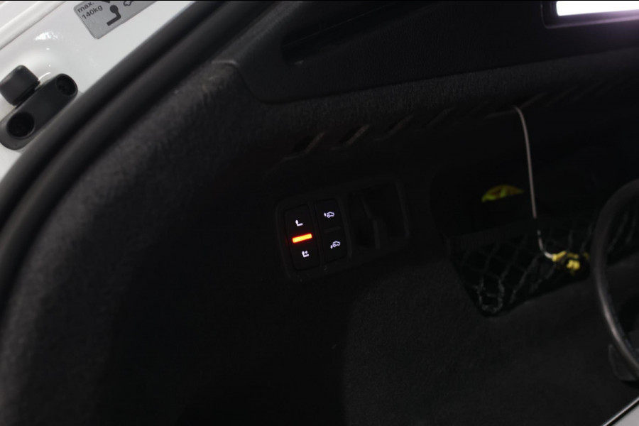 Audi Q8 60 TFSI e Quattro Competition *Pano*RS-Stoelen*B&O*Soft-Close*ABT*