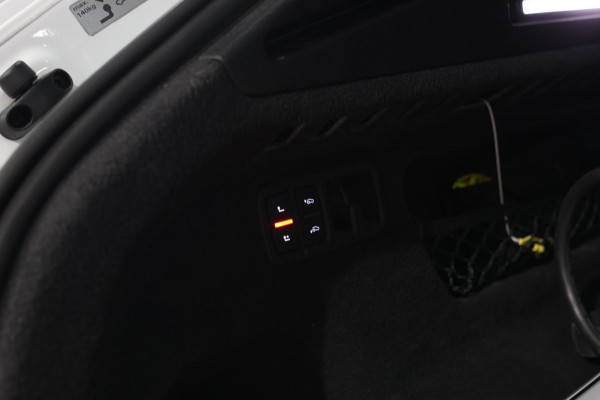 Audi Q8 60 TFSI e Quattro Competition *Pano*RS-Stoelen*B&O*Soft-Close*ABT*