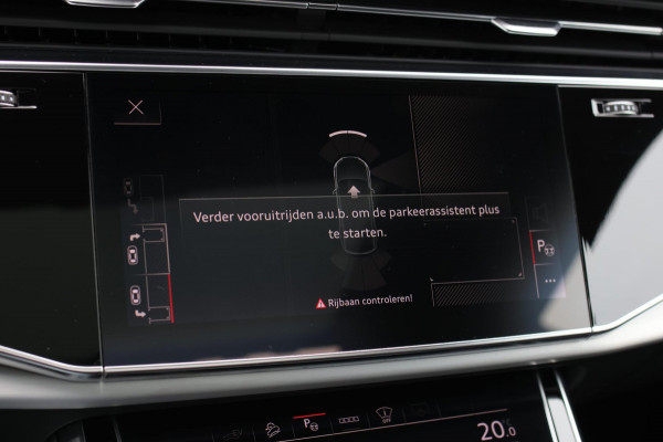 Audi Q8 60 TFSI e Quattro Competition *Pano*RS-Stoelen*B&O*Soft-Close*ABT*