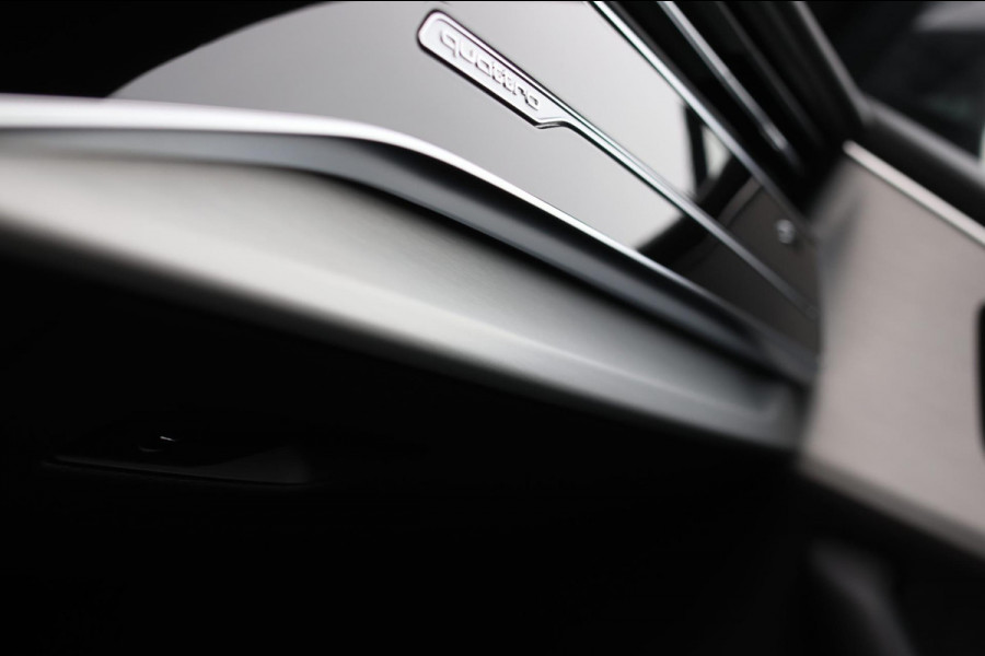 Audi Q8 60 TFSI e Quattro Competition *Pano*RS-Stoelen*B&O*Soft-Close*ABT*