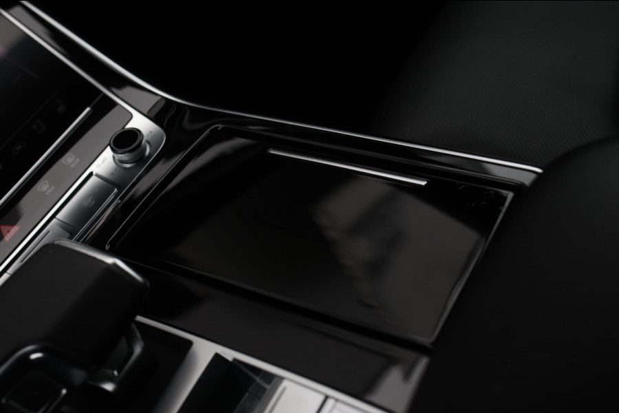 Audi Q8 60 TFSI e Quattro Competition *Pano*RS-Stoelen*B&O*Soft-Close*ABT*