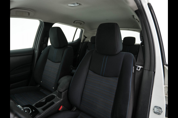 Nissan Leaf Acenta 40 kWh (INCL-BTW) Aut. *HEATPUMP | ADAPTIVE-CRUISE | KEYLESS | TOPVIEW | NAVI-FULLMAP | BLINDSPOT | DAB+ | HEATED-COMFORTSEATS | DIGI-COCKPIT | PRIVACYGLASS | 16"ALU*