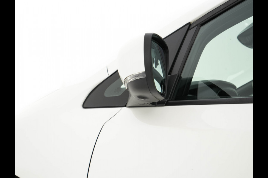 Nissan Leaf Acenta 40 kWh (INCL-BTW) Aut. *HEATPUMP | ADAPTIVE-CRUISE | KEYLESS | TOPVIEW | NAVI-FULLMAP | BLINDSPOT | DAB+ | HEATED-COMFORTSEATS | DIGI-COCKPIT | PRIVACYGLASS | 16"ALU*