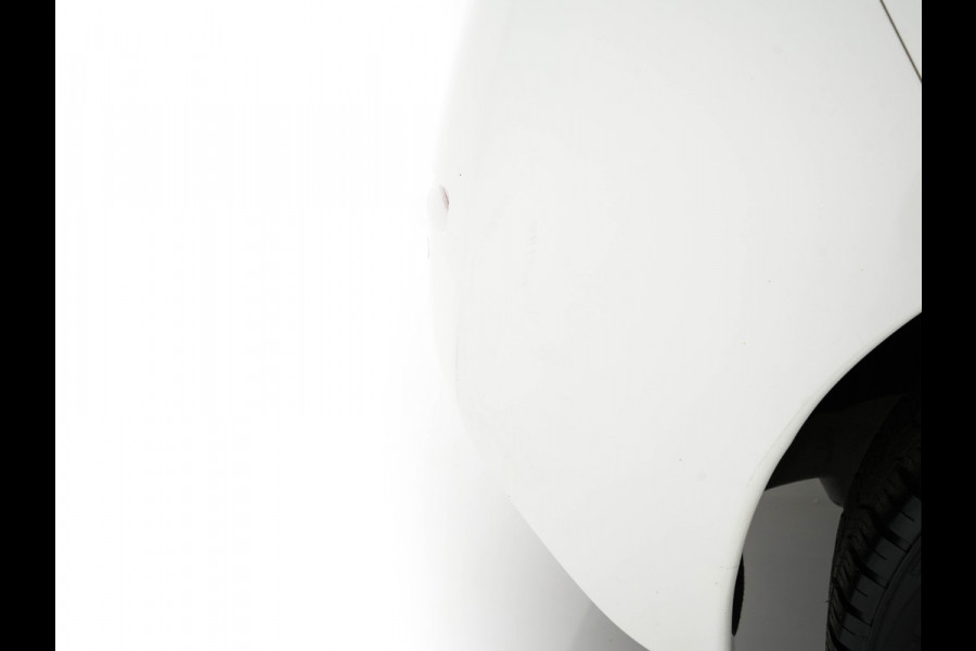 Nissan Leaf Acenta 40 kWh (INCL-BTW) Aut. *HEATPUMP | ADAPTIVE-CRUISE | KEYLESS | TOPVIEW | NAVI-FULLMAP | BLINDSPOT | DAB+ | HEATED-COMFORTSEATS | DIGI-COCKPIT | PRIVACYGLASS | 16"ALU*