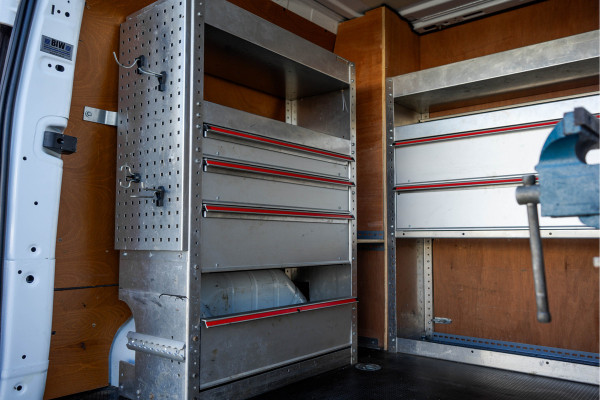 Ford Transit Custom L2H1 | 130PK | Volledig Ingericht | LED | Cruise | PDC | Stoelverw. | Airco | Trekhaak