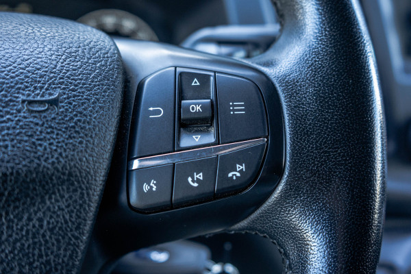 Ford Transit Custom L2H1 | 130PK | Volledig Ingericht | LED | Cruise | PDC | Stoelverw. | Airco | Trekhaak