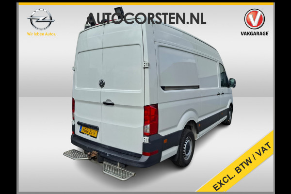 Volkswagen Crafter 35 2.0TDI 177pk! L3H3 EL Highline Trekhaak Camera Navi PDC-a+v Dab Treeplanken Schuifdeur Bluetooth EURO-6 CruiseControl Voorruitverwarming Betonplex-Vloer Wandbetimmering Aut.Verlichting Elek.Ramen/Spiegels Euro 6 Krachtige motor 177pk/410Nm zorgt voor 3.500 kg Trekgewicht!