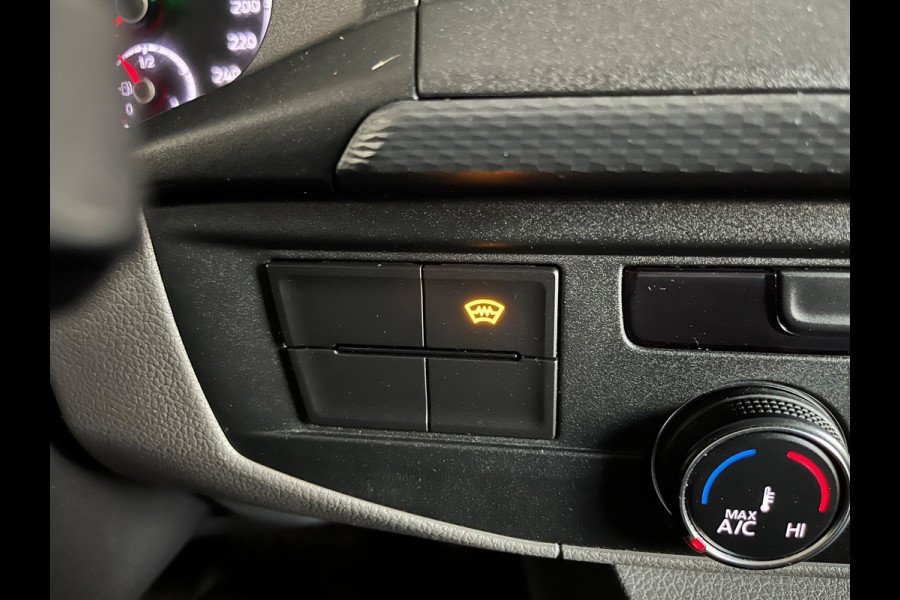 Volkswagen Transporter Automaat DSG Servicewagen 2.0 TDI 150pk L2H1 3Persoons Sortimo Inrichting, Airco, Navigatie, RIJKLAARPRIJS!