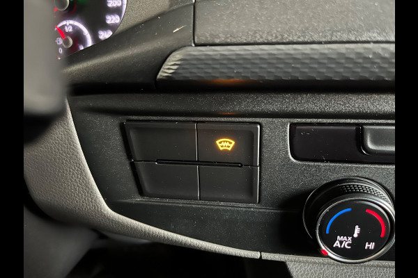 Volkswagen Transporter Automaat DSG Servicewagen 2.0 TDI 150pk L2H1 3Persoons Sortimo Inrichting, Airco, Navigatie, RIJKLAARPRIJS!