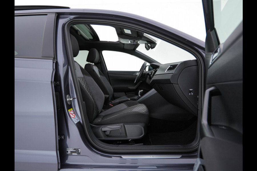 Volkswagen Taigo 1.5 TSI R-Line Aut. *PANO | ADAPTIVE-CRUISE | FULL-LED | BLINDSPOT | HEATED-SPORTSEATS | DIGI-COCKPIT | PRIVACY-GLASS | SHIFTPADDLES | CAMERA | KEYLESS | DAB | NAVI-FULLMAP | ECC | CARPLAY | PDC | 18''ALU*