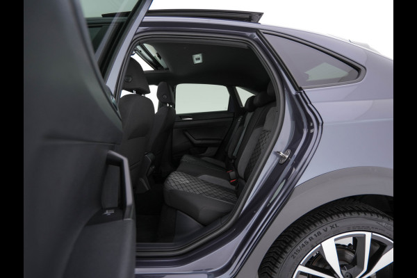 Volkswagen Taigo 1.5 TSI R-Line Aut. *PANO | ADAPTIVE-CRUISE | FULL-LED | BLINDSPOT | HEATED-SPORTSEATS | DIGI-COCKPIT | PRIVACY-GLASS | SHIFTPADDLES | CAMERA | KEYLESS | DAB | NAVI-FULLMAP | ECC | CARPLAY | PDC | 18''ALU*