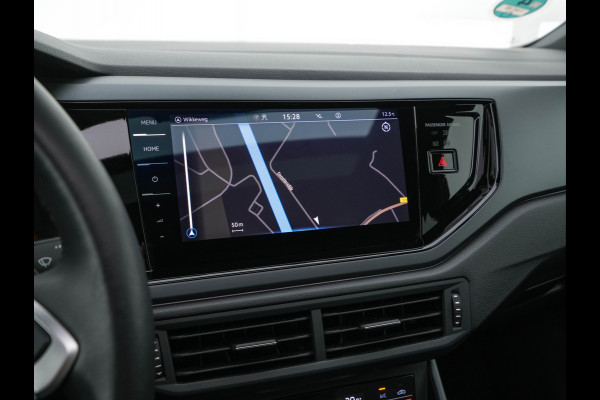 Volkswagen Taigo 1.5 TSI R-Line Aut. *PANO | ADAPTIVE-CRUISE | FULL-LED | BLINDSPOT | HEATED-SPORTSEATS | DIGI-COCKPIT | PRIVACY-GLASS | SHIFTPADDLES | CAMERA | KEYLESS | DAB | NAVI-FULLMAP | ECC | CARPLAY | PDC | 18''ALU*