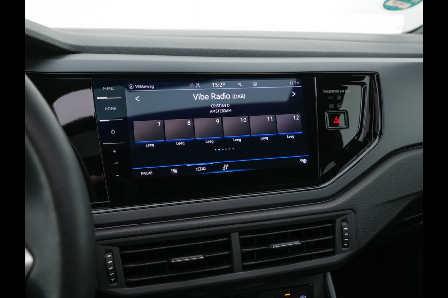 Volkswagen Taigo 1.5 TSI R-Line Aut. *PANO | ADAPTIVE-CRUISE | FULL-LED | BLINDSPOT | HEATED-SPORTSEATS | DIGI-COCKPIT | PRIVACY-GLASS | SHIFTPADDLES | CAMERA | KEYLESS | DAB | NAVI-FULLMAP | ECC | CARPLAY | PDC | 18''ALU*