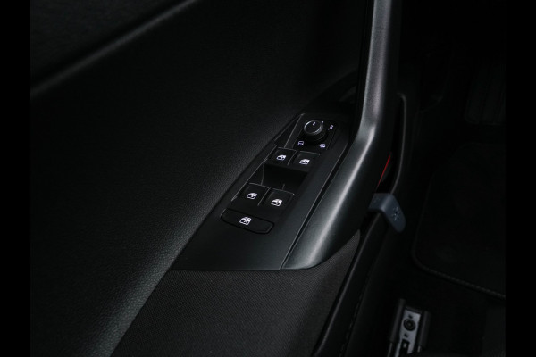 Volkswagen Taigo 1.5 TSI R-Line Aut. *PANO | ADAPTIVE-CRUISE | FULL-LED | BLINDSPOT | HEATED-SPORTSEATS | DIGI-COCKPIT | PRIVACY-GLASS | SHIFTPADDLES | CAMERA | KEYLESS | DAB | NAVI-FULLMAP | ECC | CARPLAY | PDC | 18''ALU*