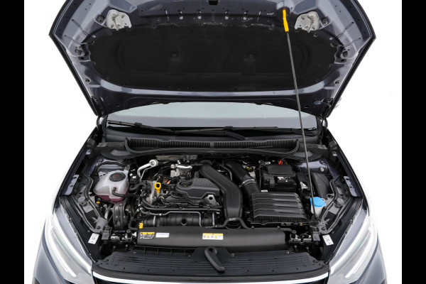 Volkswagen Taigo 1.5 TSI R-Line Aut. *PANO | ADAPTIVE-CRUISE | FULL-LED | BLINDSPOT | HEATED-SPORTSEATS | DIGI-COCKPIT | PRIVACY-GLASS | SHIFTPADDLES | CAMERA | KEYLESS | DAB | NAVI-FULLMAP | ECC | CARPLAY | PDC | 18''ALU*