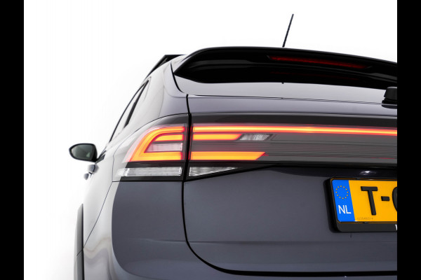 Volkswagen Taigo 1.5 TSI R-Line Aut. *PANO | ADAPTIVE-CRUISE | FULL-LED | BLINDSPOT | HEATED-SPORTSEATS | DIGI-COCKPIT | PRIVACY-GLASS | SHIFTPADDLES | CAMERA | KEYLESS | DAB | NAVI-FULLMAP | ECC | CARPLAY | PDC | 18''ALU*