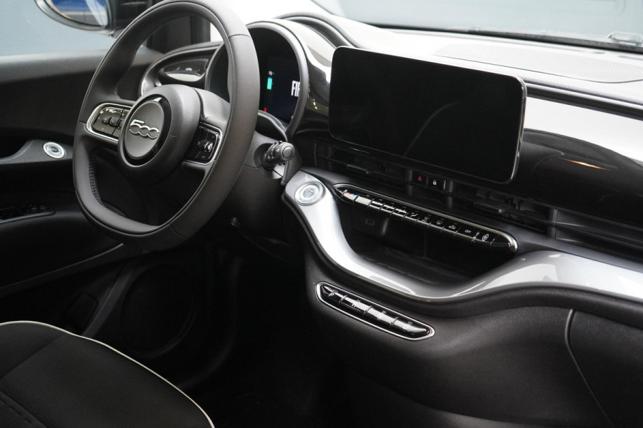 Fiat 500 Urban 42 kWh | Cruise control | Climate control | Apple Carplay |