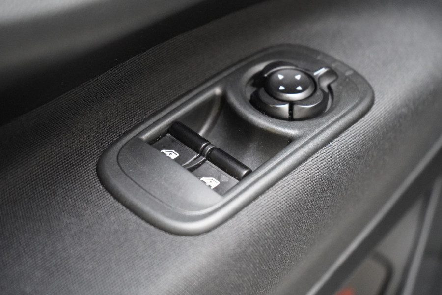 Fiat 500 Urban 42 kWh | Cruise control | Climate control | Apple Carplay |