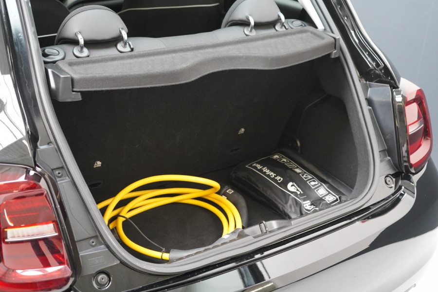 Fiat 500 Urban 42 kWh | Cruise control | Climate control | Apple Carplay |