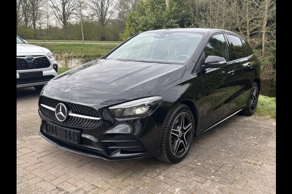 Mercedes-Benz B-Klasse 250 e AMG Line | Plug-in Hybride | PHEV | Stoelverwarming | Camera | Navigatiesysteem | getint warmtewerend glas