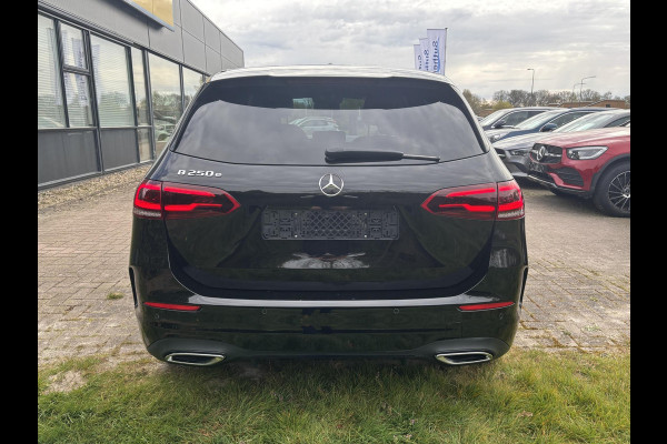 Mercedes-Benz B-Klasse 250 e AMG Line | Plug-in Hybride | PHEV | Stoelverwarming | Camera | Navigatiesysteem | getint warmtewerend glas