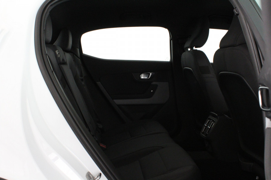 Polestar 2 Standard Range Single Motor 63kWh > Trekhaak/Memory/20inch/Snow Metallic...