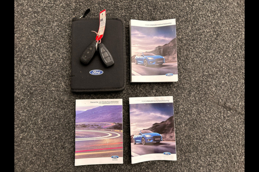 Ford FOCUS Wagon 1.0 EcoBoost ST Line Business | Origineel NL | Trekhaak | Adaptieve Cruise/Control | Carplay | Camera |